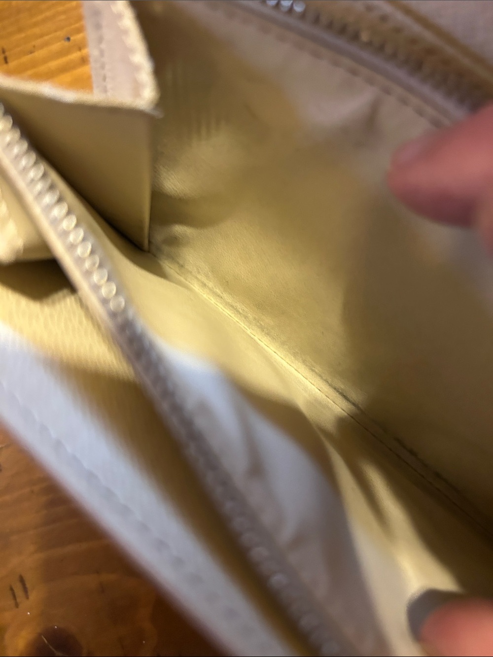Louis Vuitton Damier Azur white Checkered Women’s Wallet - Picture 7 of 7